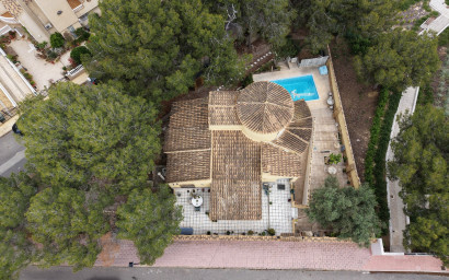 Resale - Villa -
Orihuela Costa - Villamartin