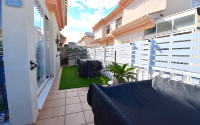 Herverkoop - Herenhuis -
Orihuela Costa - Playa Flamenca