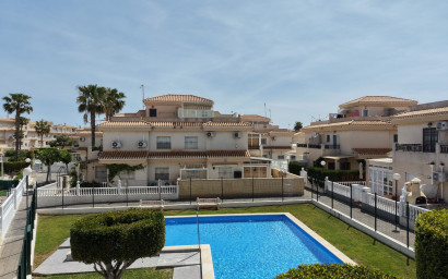 Herverkoop - Herenhuis -
Orihuela Costa - Playa Flamenca
