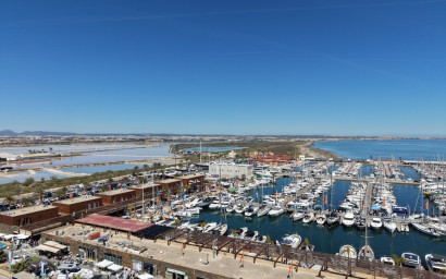 Herverkoop - Herenhuis -
Orihuela Costa - Playa Flamenca