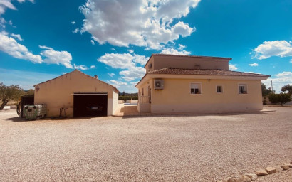Revente - Villa -
Macisvenda - MACISVENDA