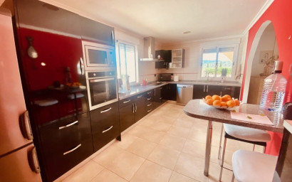Revente - Villa -
Macisvenda - MACISVENDA