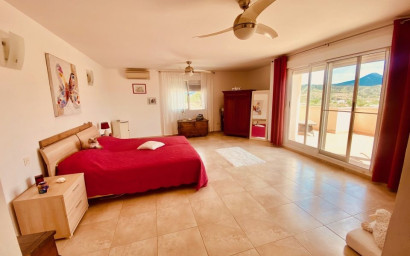 Revente - Villa -
Macisvenda - MACISVENDA