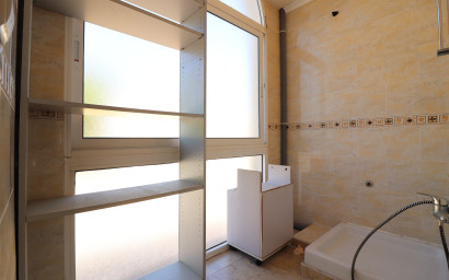 Revente - Commercial (Freehold) -
Algorfa - La Finca Golf Resort