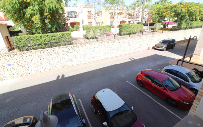 Revente - Commercial (Freehold) -
Algorfa - La Finca Golf Resort