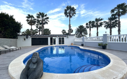 Revente - Villa -
Catral