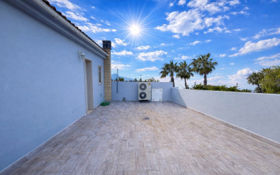 Revente - Villa -
Catral
