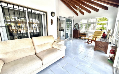 Revente - Villa -
Catral