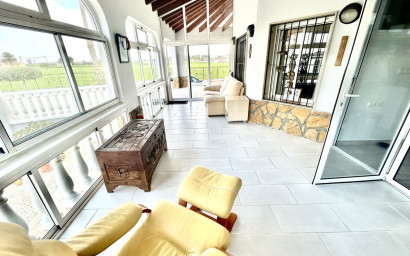 Revente - Villa -
Catral