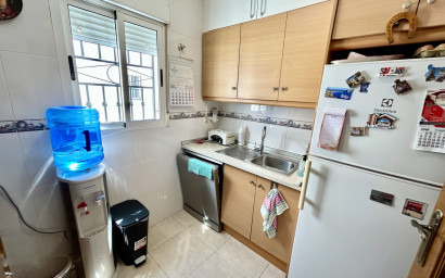 Herverkoop - Plat -
Torrevieja - Los Altos