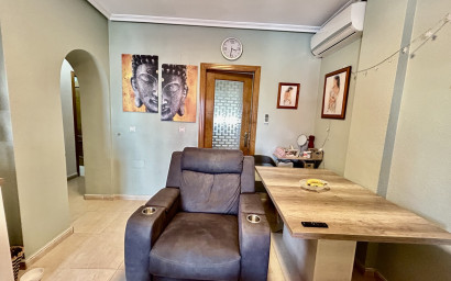 Herverkoop - Plat -
Torrevieja - Los Altos