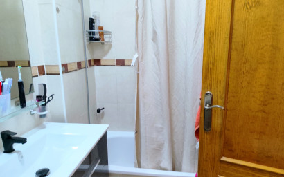 Herverkoop - Plat -
Torrevieja - Los Altos