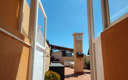 Herverkoop - Plat -
Torrevieja - Los Altos