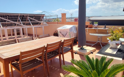 Herverkoop - Plat -
Torrevieja - Los Altos