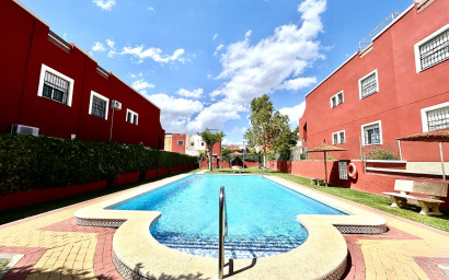 Herverkoop - Plat -
Torrevieja - Los Altos