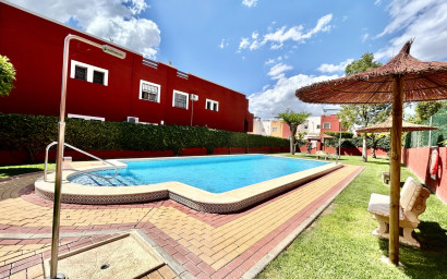 Herverkoop - Plat -
Torrevieja - Los Altos