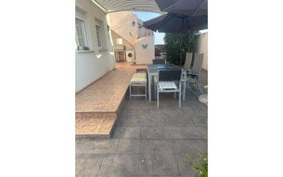 Revente - Villa -
Fortuna - Urbanizacion Las Kalendas