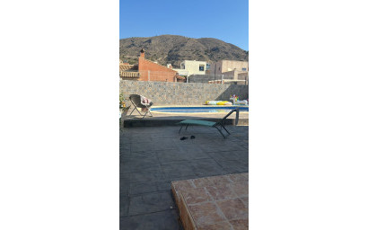 Revente - Villa -
Fortuna - Urbanizacion Las Kalendas