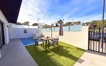 Revente - Villa -
Villamartín