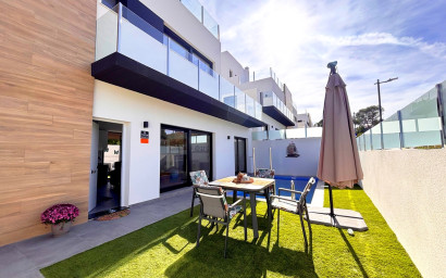 Revente - Villa -
Villamartín