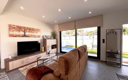 Revente - Villa -
Villamartín