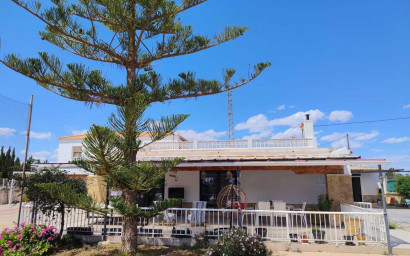 Revente - Villa -
Los Montesinos