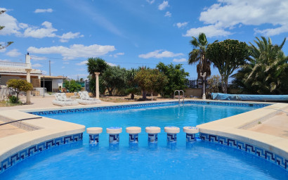 Revente - Villa -
Los Montesinos