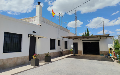 Revente - Villa -
Los Montesinos