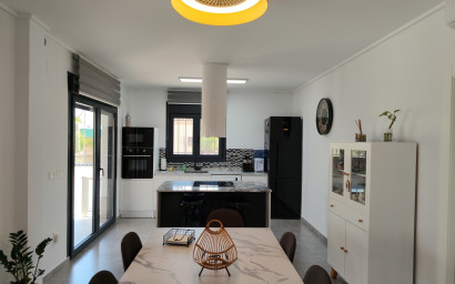 Revente - Villa -
Los Montesinos