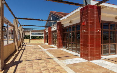 Herverkoop - Commercial (Freehold) -
Orihuela Costa - Los Dolses