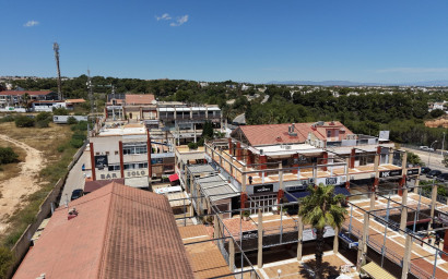 Herverkoop - Commercial (Freehold) -
Orihuela Costa - Los Dolses