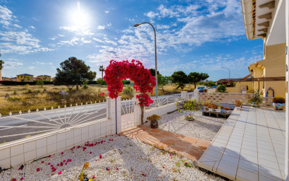 Revente - Maison mitoyenne -
Orihuela Costa - La Florida