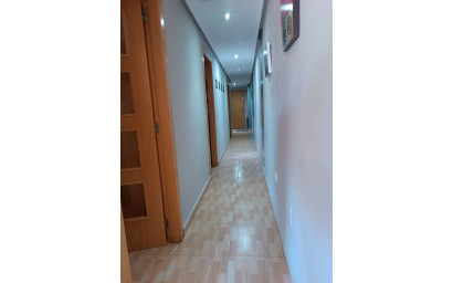 Resale - Apartment -
Los Montesinos