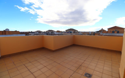 Herverkoop - Herenhuis -
Ciudad Quesada - Lo Marabu