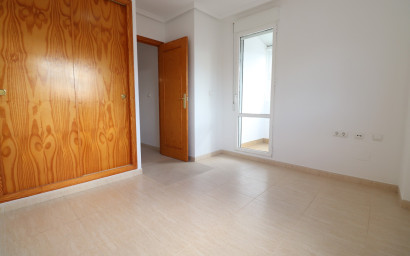 Herverkoop - Herenhuis -
Ciudad Quesada - Lo Marabu