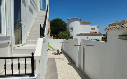 Revente - Villa -
Entre Naranjos - Vista Bella Golf Resort