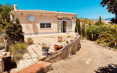 Revente - Villa -
Fortuna
