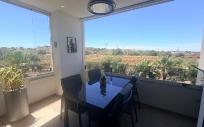 Herverkoop - Plat -
Torrevieja - Los Altos