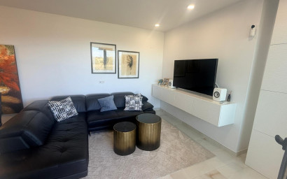 Herverkoop - Plat -
Torrevieja - Los Altos