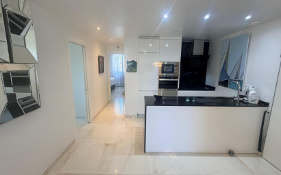 Herverkoop - Plat -
Torrevieja - Los Altos