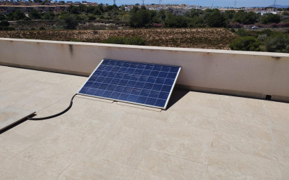 Herverkoop - Plat -
Torrevieja - Los Altos