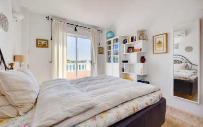 Revente - Villa -
Orihuela Costa - Lomas de Don Juan