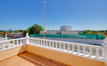 Revente - Villa -
Orihuela Costa - Lomas de Don Juan