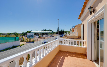 Revente - Villa -
Orihuela Costa - Lomas de Don Juan