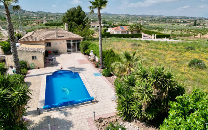 Revente - Villa -
Hondón de los Fráiles