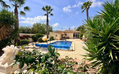 Revente - Villa -
Hondón de los Fráiles