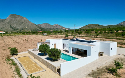 Herverkoop - Villa -
BARBARROJA - Barbarroja