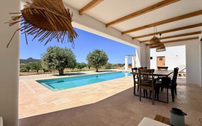 Herverkoop - Villa -
BARBARROJA - Barbarroja