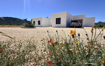 Herverkoop - Villa -
BARBARROJA - Barbarroja