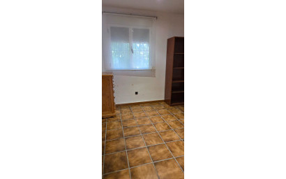 Resale - Finca - Country Property -
Yecla